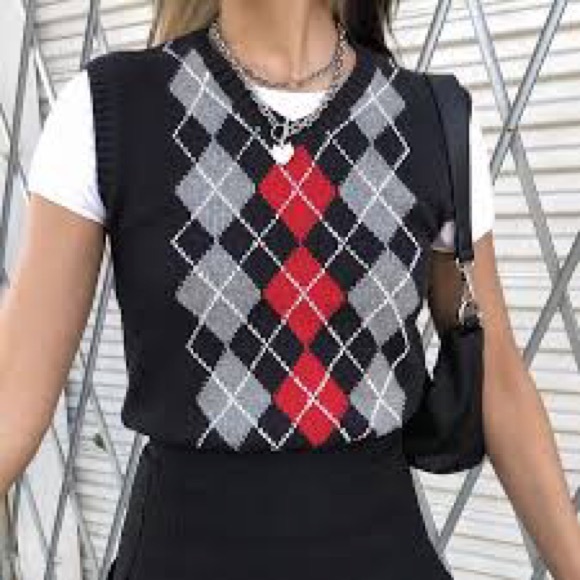 *SOLD* Vintage Patterned Sleeveless Sweater - Picture 8 of 8